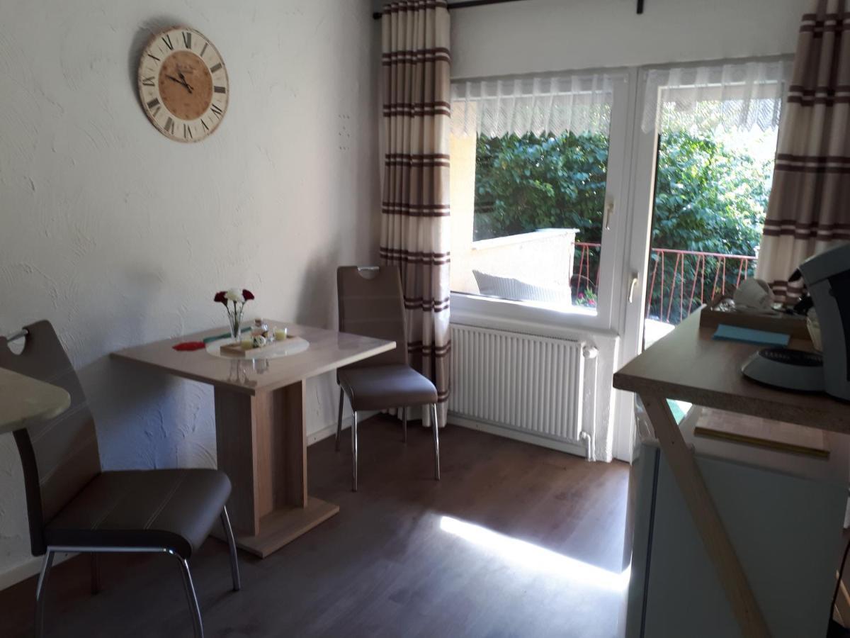コッヘム Haus Am Dekernbach Bed & Breakfast エクステリア 写真