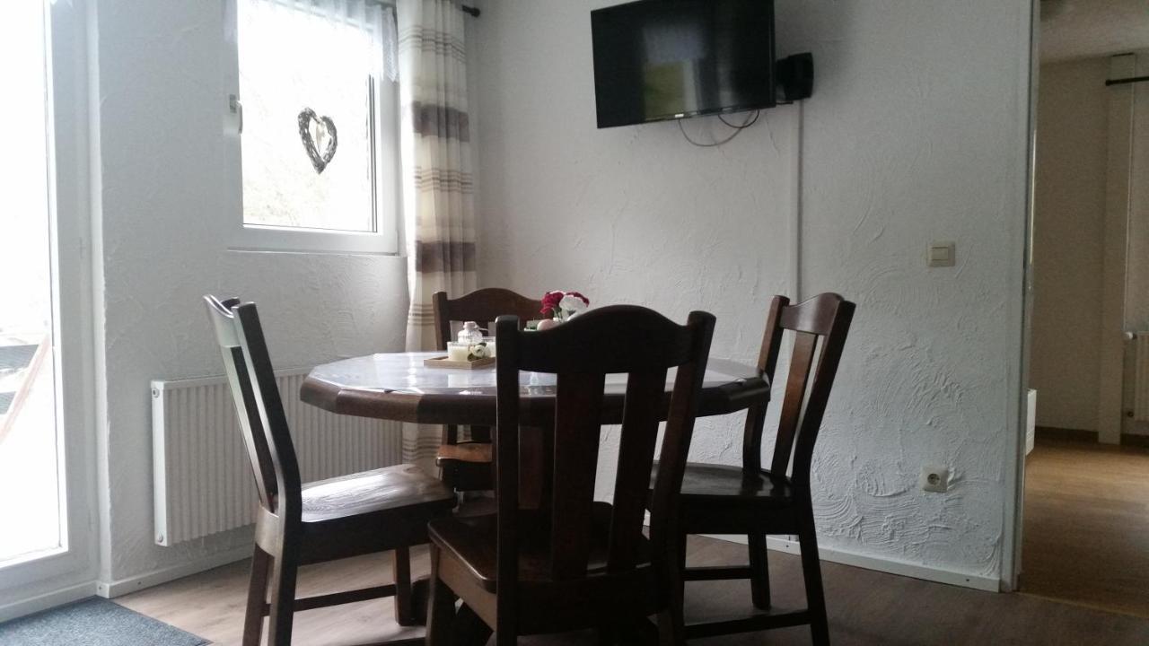 コッヘム Haus Am Dekernbach Bed & Breakfast エクステリア 写真