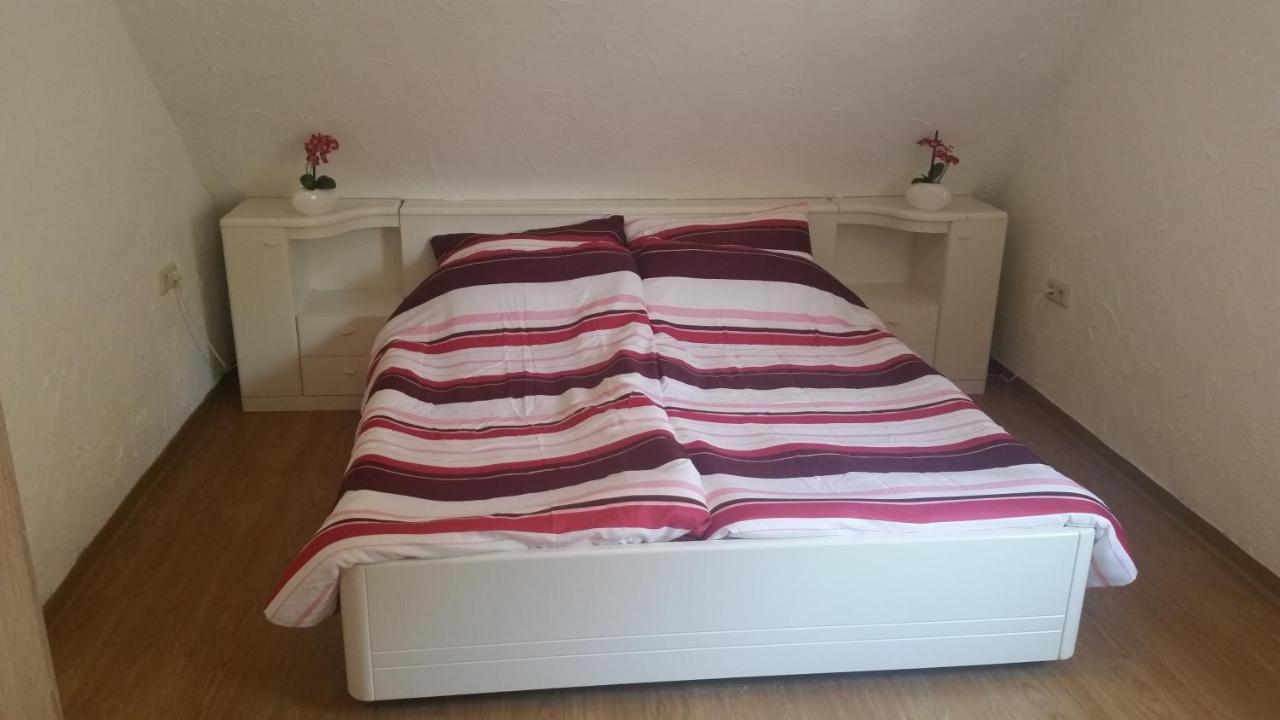 コッヘム Haus Am Dekernbach Bed & Breakfast エクステリア 写真